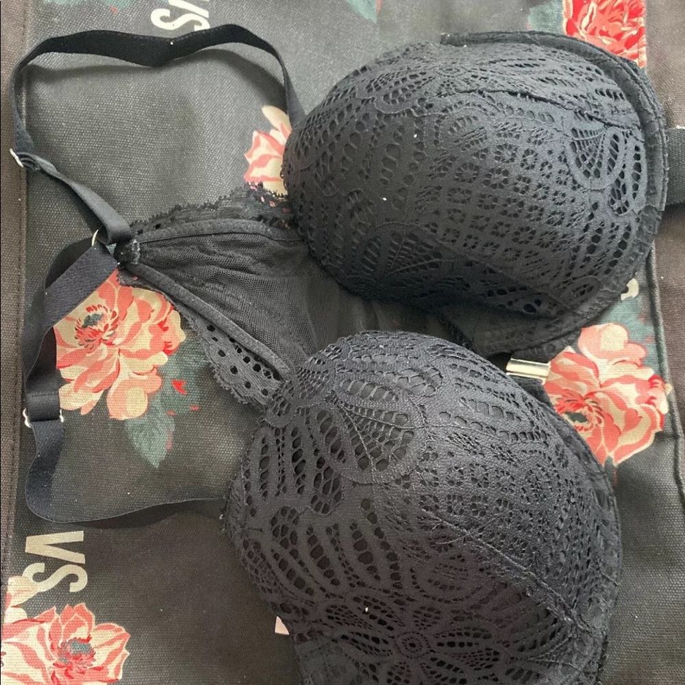 Victoria’s Secret black bra